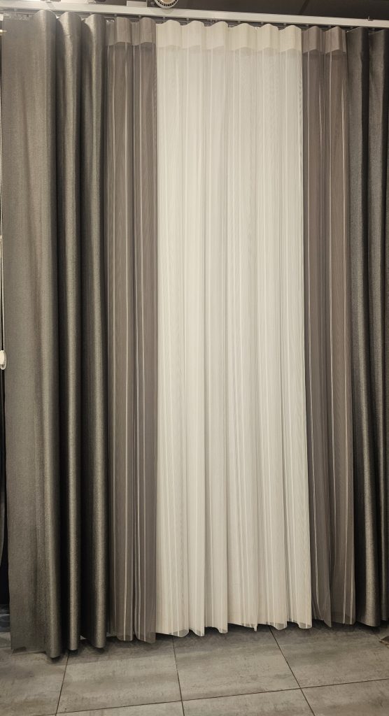 20251206_191042_pardeshine