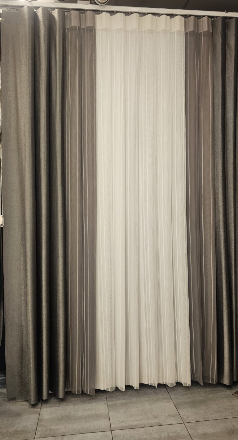 20251206_191042_pardeshine